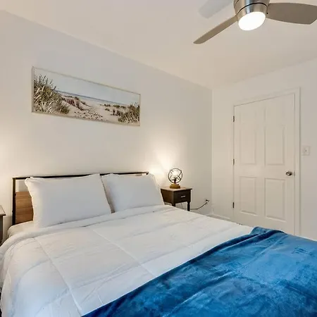 Luxury Atlanta Home - Self Check-In Pet Friendly Free Parking